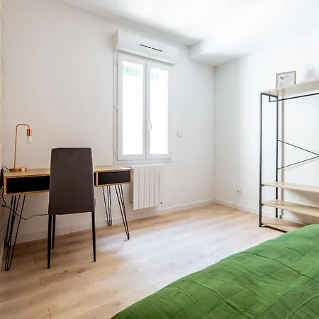 Appartamento Grand Avec Terrasse / Vieux-lormont Lormont
