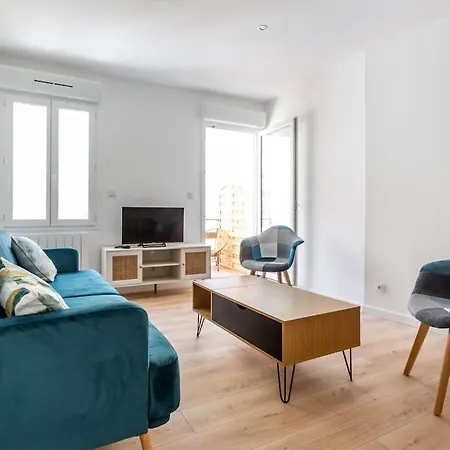 Grand Avec Terrasse / Vieux-lormont Appartamento *