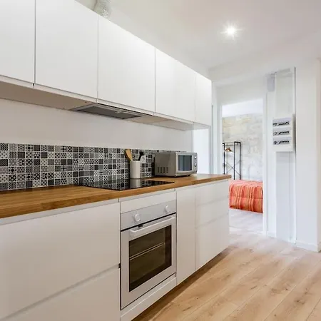 Grand Avec Terrasse / Vieux-lormont Appartamento Lormont