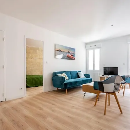 Appartamento Grand Avec Terrasse / Vieux-lormont *